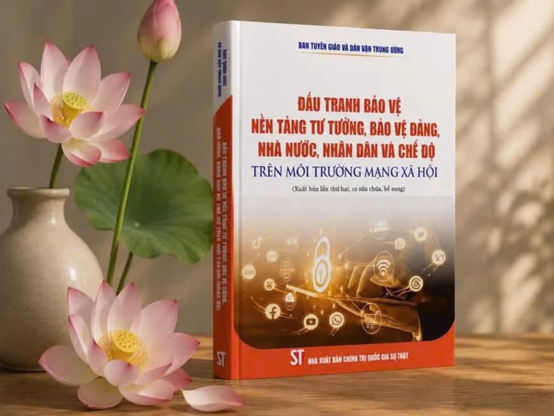 Nhận diện thách thức, củng cố trận địa tư tưởng trên không gian mạng